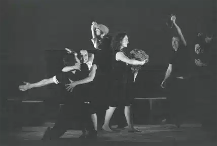 1974 Avec Emanuel Arada, Filipe Costa, Inés Mariana Moitas, Joâo Melo, Miguel Damiâo et Susana Madeira. Photo Susana Paiva.