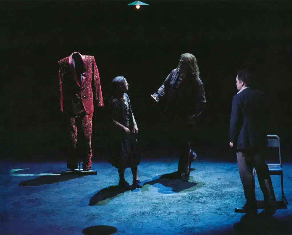 Anne Rotger, Antoine Rigot et Hagen Matzeit dans THANKS TO MY EYES d’Oscar Bianchi, mise en scène et livret Joël Pommerat, création du Festival d’Aix-en- Provence, juillet 2011. Photo Philippe Stirnweiss.