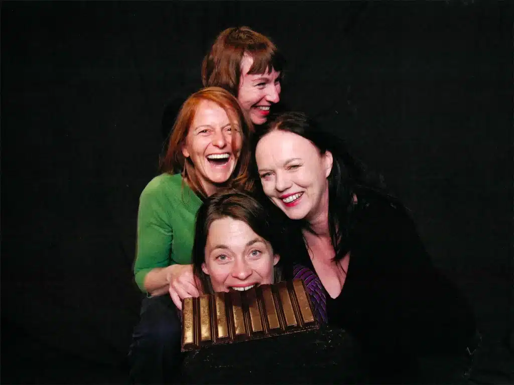 Claire Bodson, Muriel Jacobs, Michèle Shor etJacqueline Bollen dans LES MANGEUSES DE CHOCOLAT de Philippe Blasband. Photo Théâtre Le Public.
