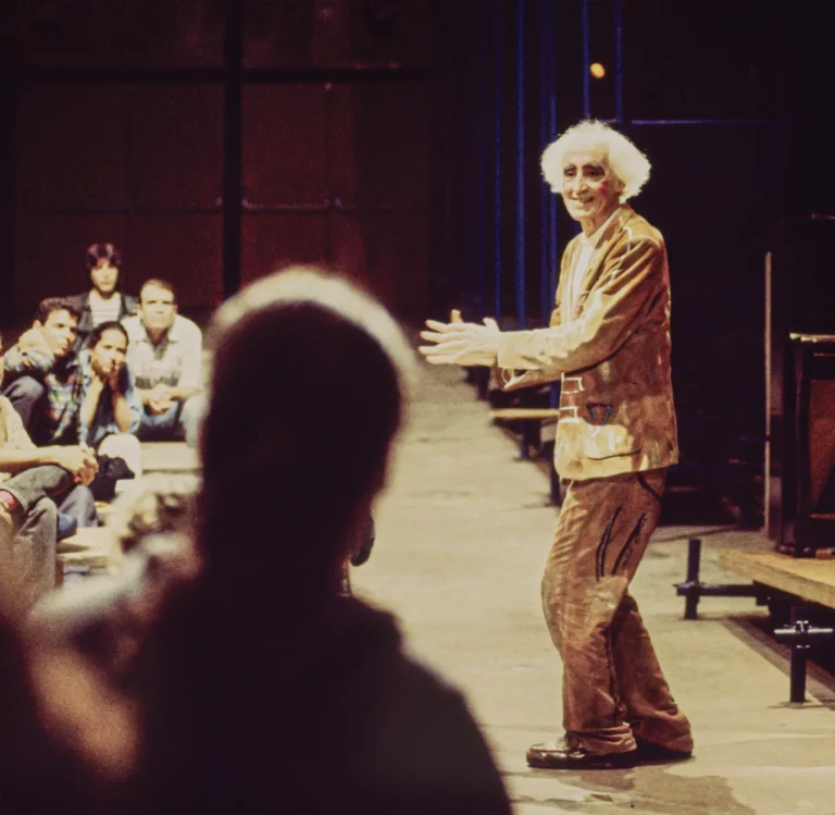 José Celso Martinez Corrêa dans Para terminar com o Juízo de Deus, Teatro Oficina, São Paulo, 1996. Photo : João Caldas.