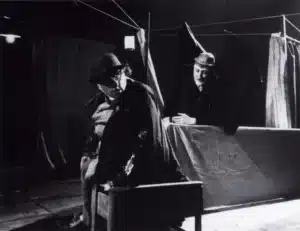 MYSTÈRE BOUFFE. Théâtre du Radeau. Photo Nadine Szewrzyk