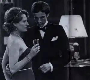 Anne-Marie Stretter (Delphine Seyrig) et Michael Richardson (Mathieu Carrière) dans lndia song Photos Jean Mascolo