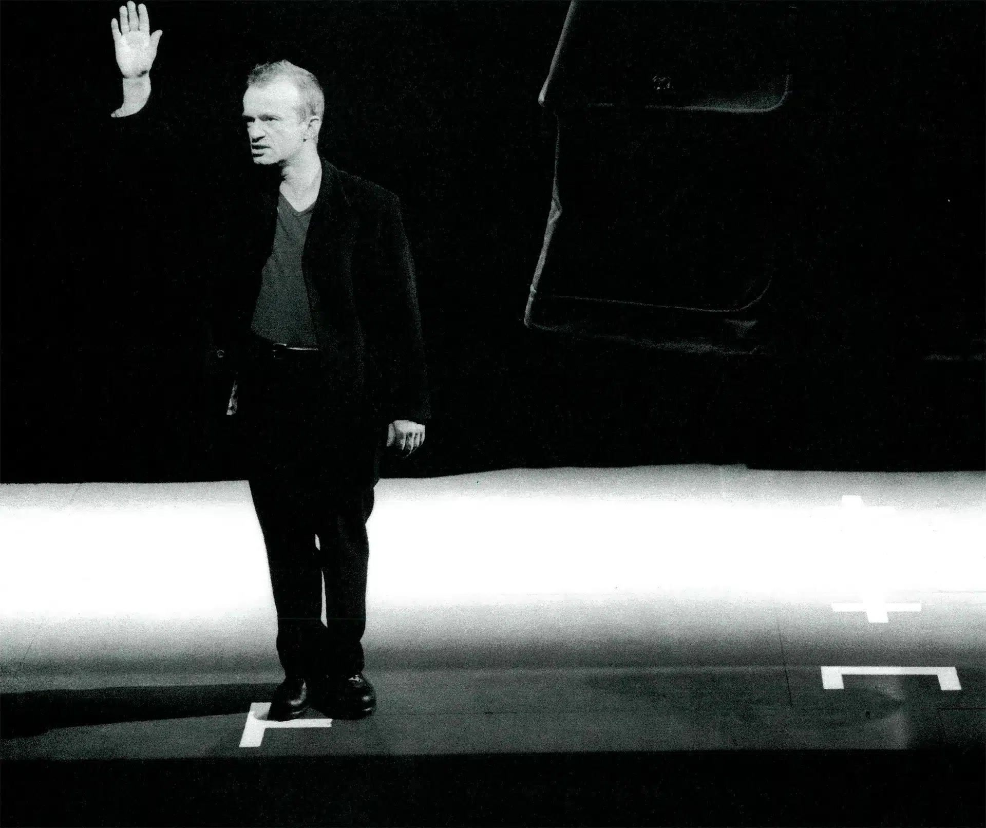 Dominique Pinon dans Pour LOUIS DE FUNÈS de Valère Novarina, mise en scène de Renaud Cojo. Photo Stéphane Santini.
