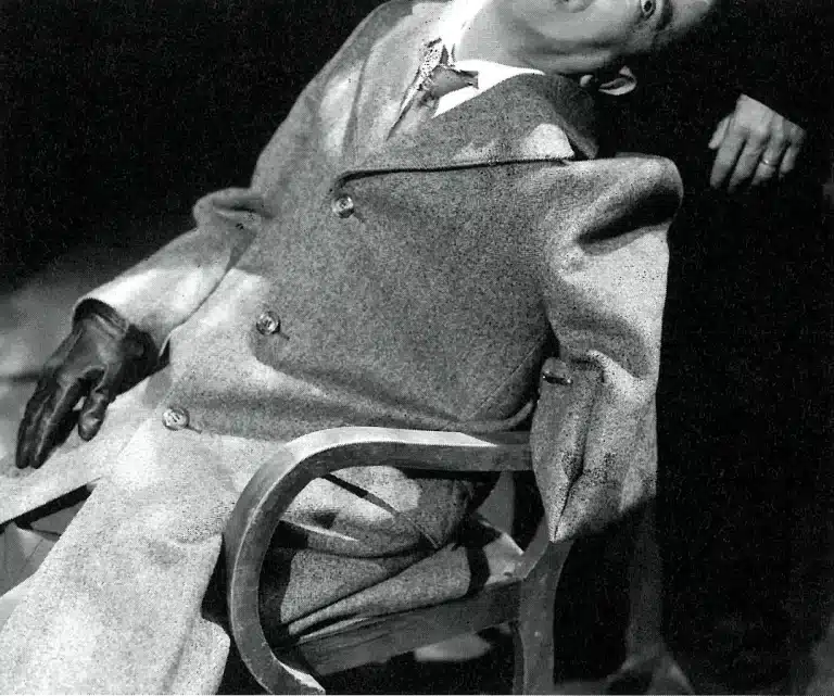 Laurent Javaloyes dans LES ÂMES MORTES de Gogol, mise en scène de Sophie Rappeneau. Photo Stan Amand.