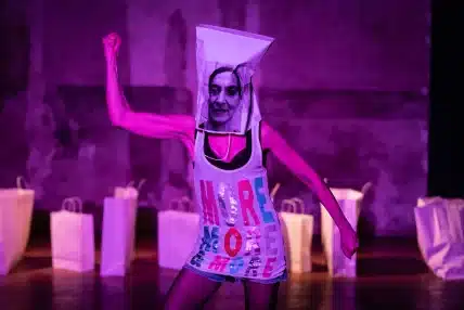 L’Enfant que j’ai connu d’Alice Zeniter, mise en scène Julien Fišera, Cie Espace Commun, 2021, Lavoir Moderne Parisien, Paris