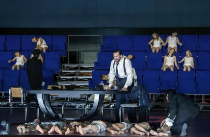 Macbeth, opéra de G. Verdi, livret de M. Piave, mise en scène de Krzysztof Warlikowski, direction musicale de Philippe Jourdan, Festival de Salzburg 2025 © Ruth Walz