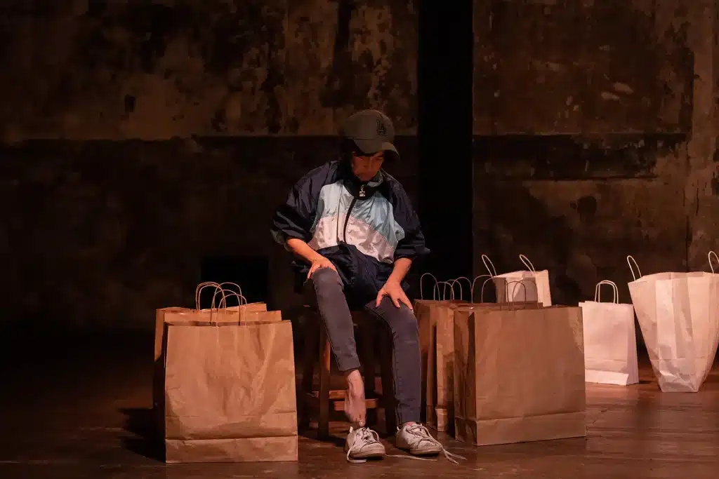 L’Enfant que j’ai connu d’Alice Zeniter, mise en scène Julien Fišera, Cie Espace Commun, 2021, Lavoir Moderne Parisien, Paris